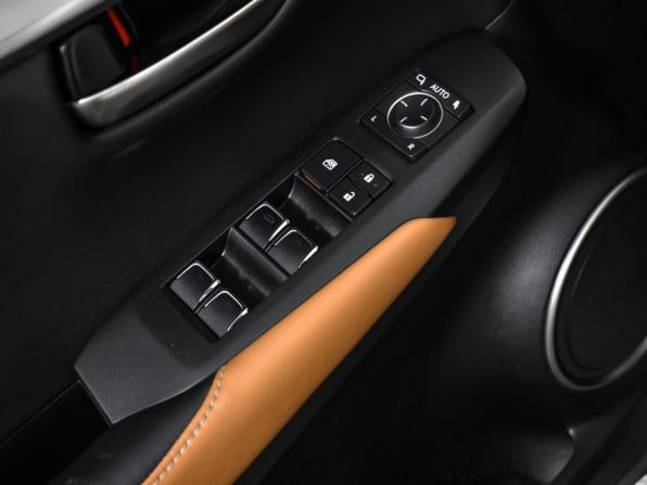 Lexus NX I Рестайлинг с пробегом 2018 года, цена 3 450 000 рублей, 99587 км, внедорожник, Автокод Объявления