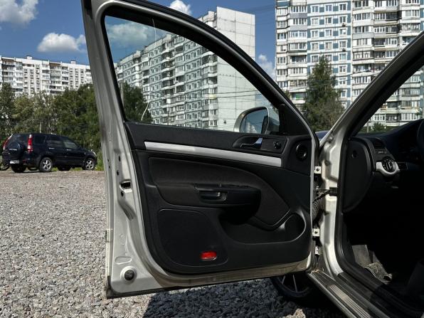 Skoda Octavia II (A5) Рестайлинг с пробегом 2012 года, цена 935 000 рублей, 230462 км, универсал, Автокод Объявления