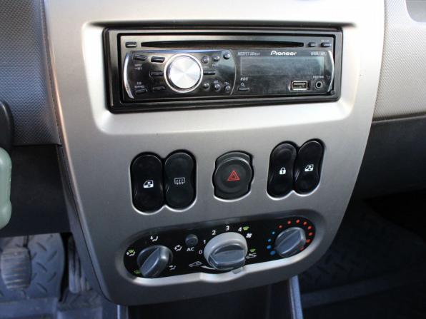 Renault Logan I Рестайлинг с пробегом 2010 года, цена 339 000 рублей, 354860 км, седан, Автокод Объявления