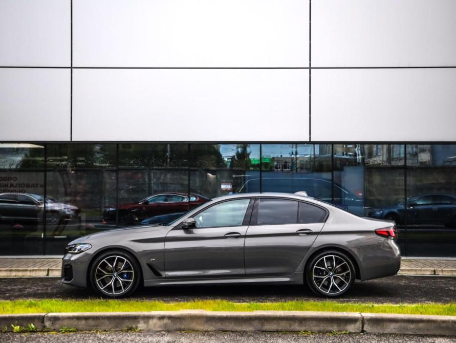 BMW 5 серии VII (G30/G31/G38) Рестайлинг Санкт-Петербург  - изображение 9
