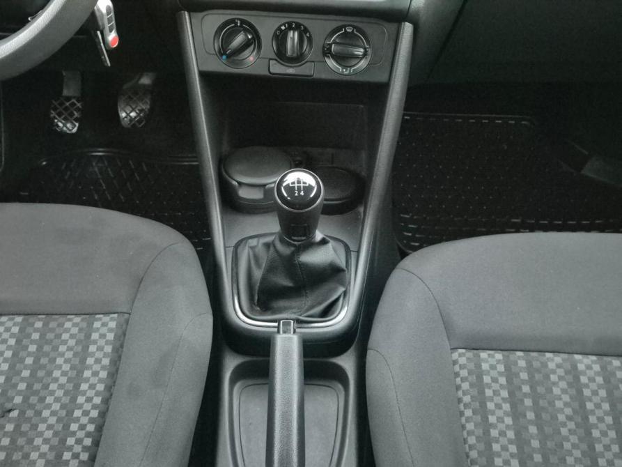 Volkswagen Polo V Рестайлинг Екатеринбург  - изображение 11