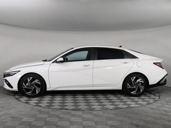 Hyundai Elantra VII (CN7) Рестайлинг с пробегом 2023 года, цена 2 050 000 рублей, 50096 км, седан, Автокод Объявления