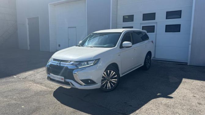 Mitsubishi Outlander III Рестайлинг 3 с пробегом 2022 года, цена 2 653 100 рублей, 51765 км, внедорожник, Автокод Объявления