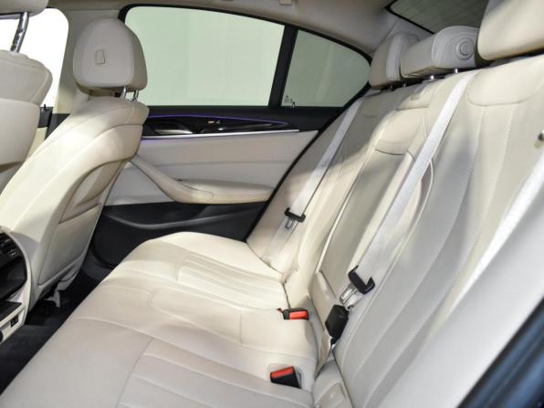 BMW 5 серии VII (G30/G31/G38) Рестайлинг с пробегом 2021 года, цена 4 390 000 рублей, 45689 км, седан, Автокод Объявления