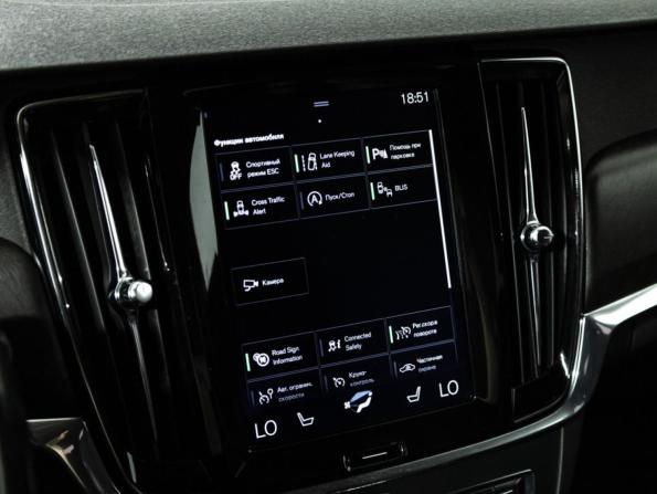 Volvo V90 Cross Country I с пробегом 2017 года, цена 2 899 700 рублей, 181000 км, универсал, Автокод Объявления