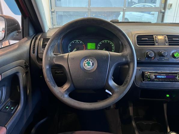 Skoda Fabia II с пробегом 2007 года, цена 300 000 рублей, 325254 км, хэтчбек, Автокод Объявления