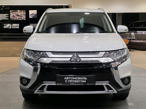 Mitsubishi Outlander III Рестайлинг 3 с пробегом 2019 года, цена 2 301 000 рублей, 71152 км, внедорожник, Автокод Объявления