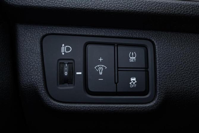 Hyundai Solaris II Рестайлинг с пробегом 2021 года, цена 1 520 000 рублей, 56055 км, седан, Автокод Объявления