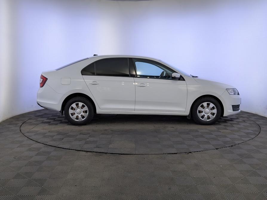 Skoda Rapid I Рестайлинг Москва  - изображение 4