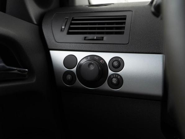 Opel Astra H Рестайлинг с пробегом 2013 года, цена 800 050 рублей, 124612 км, седан, Автокод Объявления