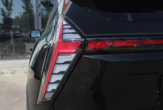 Geely Atlas II с пробегом 2024 года, цена 3 050 000 рублей, 45298 км, внедорожник, Автокод Объявления