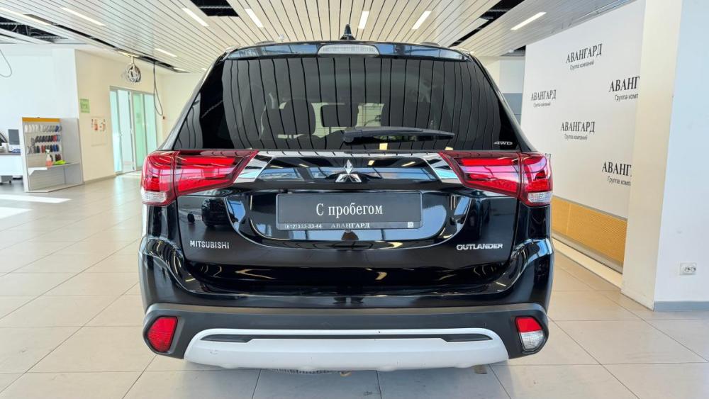 Mitsubishi Outlander III Рестайлинг 3 Санкт-Петербург  - изображение 4