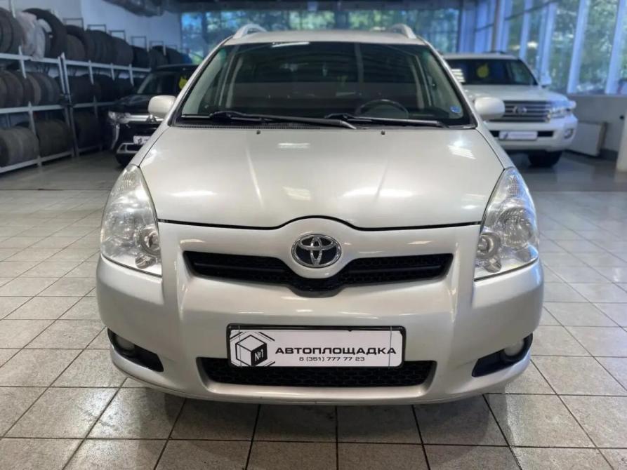 Toyota Corolla Verso I Рестайлинг 2 Челябинск  - изображение 2