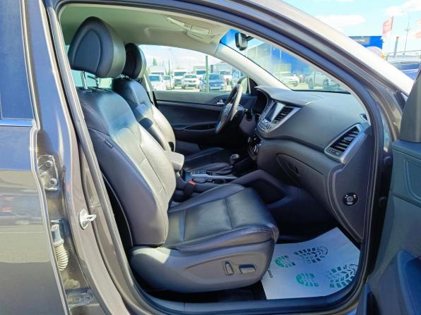 Hyundai Tucson III с пробегом 2016 года, цена 1 574 995 рублей, 269664 км, внедорожник, Автокод Объявления