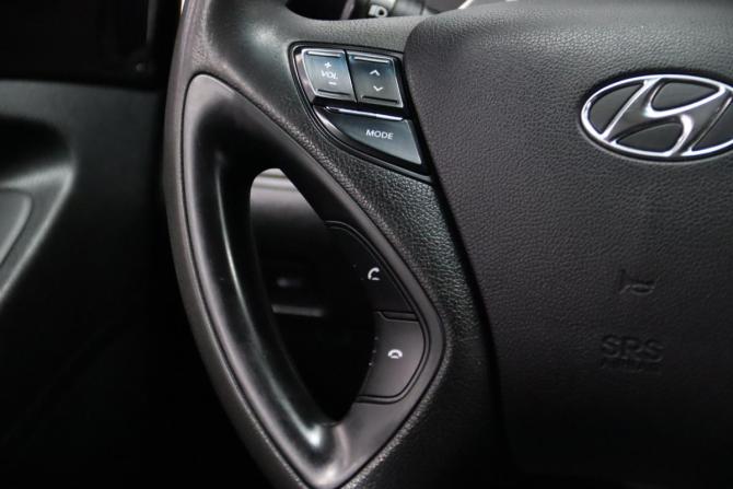 Hyundai Sonata VI (YF) с пробегом 2011 года, цена 945 450 рублей, 150877 км, седан, Автокод Объявления