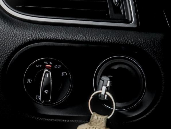 Porsche Macan I с пробегом 2015 года, цена 2 299 000 рублей, 130366 км, внедорожник, Автокод Объявления