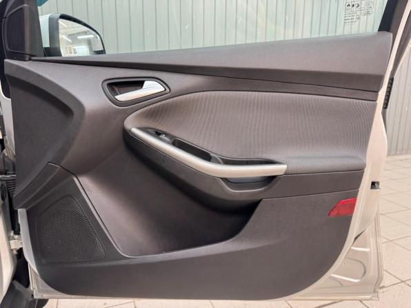 Ford Focus III с пробегом 2014 года, цена 799 000 рублей, 222122 км, хэтчбек, Автокод Объявления