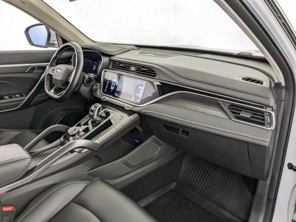 Geely Atlas Pro с пробегом 2024 года, цена 1 995 000 рублей, 44613 км, внедорожник, Автокод Объявления