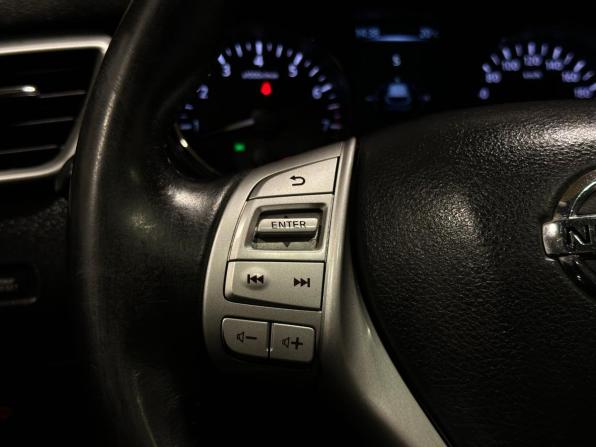 Nissan Qashqai II с пробегом 2015 года, цена 1 780 000 рублей, 90992 км, внедорожник, Автокод Объявления