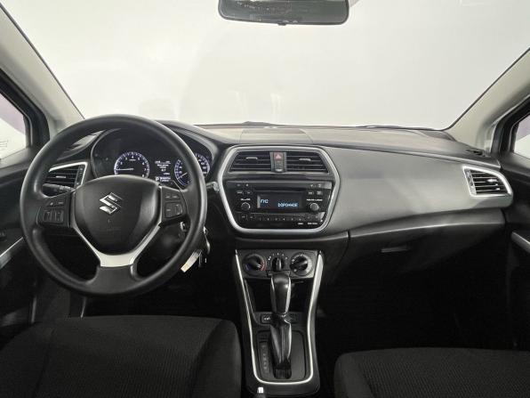 Suzuki SX4 II (S-Cross) Рестайлинг с пробегом 2019 года, цена 1 600 000 рублей, 137000 км, хэтчбек, Автокод Объявления