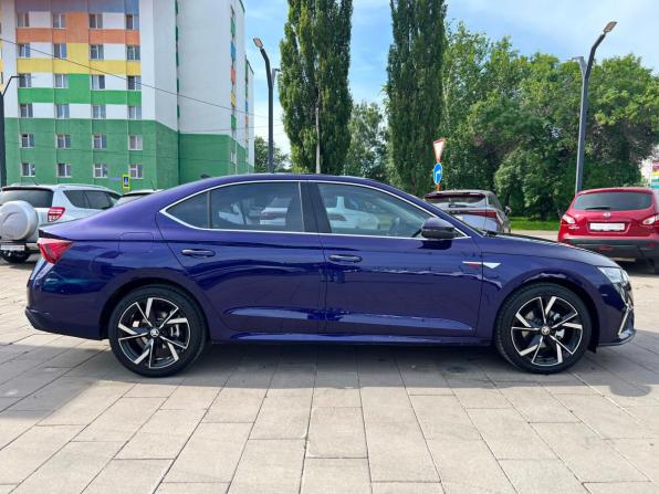 Skoda Octavia IV (A8) с пробегом 2022 года, цена 2 840 000 рублей, 54427 км, лифтбек, Автокод Объявления