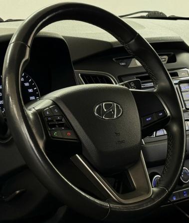 Hyundai Creta I с пробегом 2018 года, цена 1 950 000 рублей, 56467 км, внедорожник, Автокод Объявления