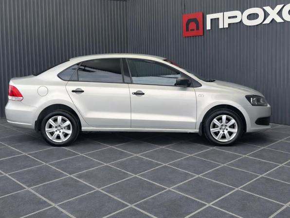 Volkswagen Polo V с пробегом 2013 года, цена 847 000 рублей, 139481 км, седан, Автокод Объявления