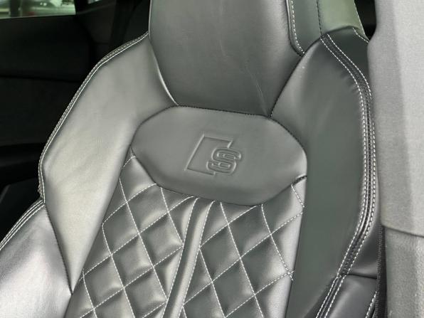 Audi Q8 I (4M) с пробегом 2023 года, цена 9 300 000 рублей, 85138 км, внедорожник, Автокод Объявления