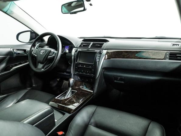 Toyota Camry VII (XV50) Рестайлинг с пробегом 2017 года, цена 2 550 000 рублей, 110142 км, седан, Автокод Объявления