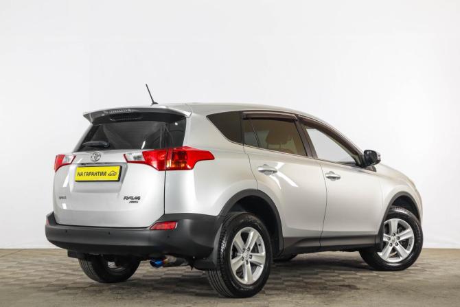 Toyota RAV4 IV (XA40) с пробегом 2013 года, цена 1 899 000 рублей, 180645 км, внедорожник, Автокод Объявления