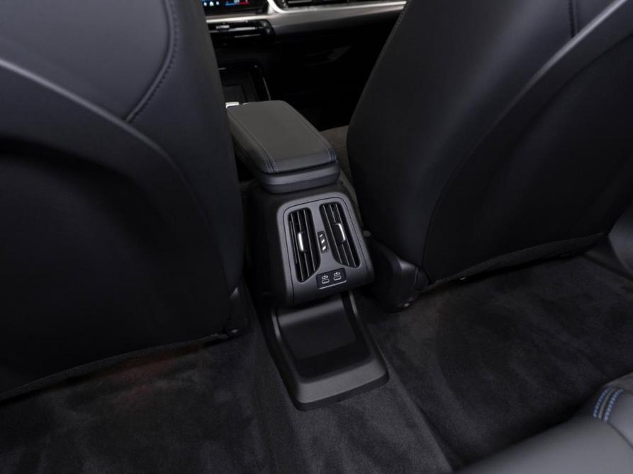 BMW X1 III (U11/U12) Москва  - изображение 15