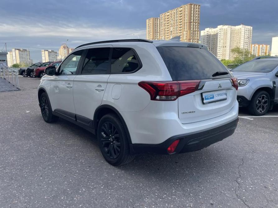 Mitsubishi Outlander III Рестайлинг 3 Москва  - изображение 6