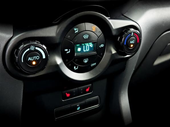 Ford EcoSport II с пробегом 2018 года, цена 995 000 рублей, 180286 км, внедорожник, Автокод Объявления