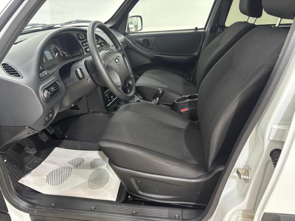 Lada (ВАЗ) Niva Travel I с пробегом 2024 года, цена 1 145 000 рублей, 16904 км, внедорожник, Автокод Объявления