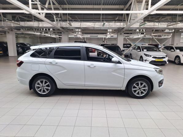 Lada (ВАЗ) Vesta I Рестайлинг (NG) с пробегом 2023 года, цена 1 245 300 рублей, 37576 км, универсал, Автокод Объявления