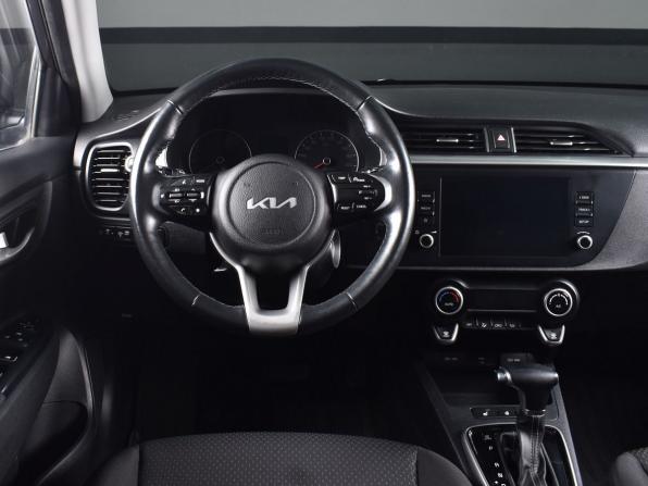 Kia Rio IV Рестайлинг с пробегом 2021 года, цена 1 849 999 рублей, 50916 км, хэтчбек, Автокод Объявления