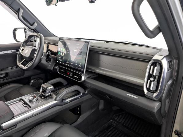 JETOUR T2 с пробегом 2024 года, цена 3 350 000 рублей, 60092 км, внедорожник, Автокод Объявления
