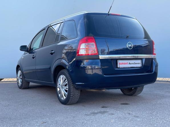 Opel Zafira B Рестайлинг с пробегом 2012 года, цена 700 000 рублей, 272791 км, компактвэн, Автокод Объявления