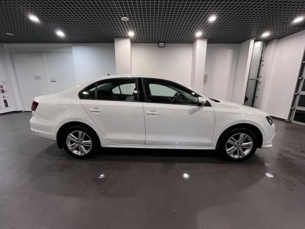 Volkswagen Jetta VI Рестайлинг с пробегом 2018 года, цена 1 470 000 рублей, 101271 км, седан, Автокод Объявления