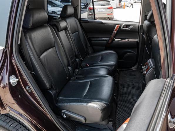 Toyota Highlander II (XU40) с пробегом 2010 года, цена 1 995 000 рублей, 348601 км, внедорожник, Автокод Объявления