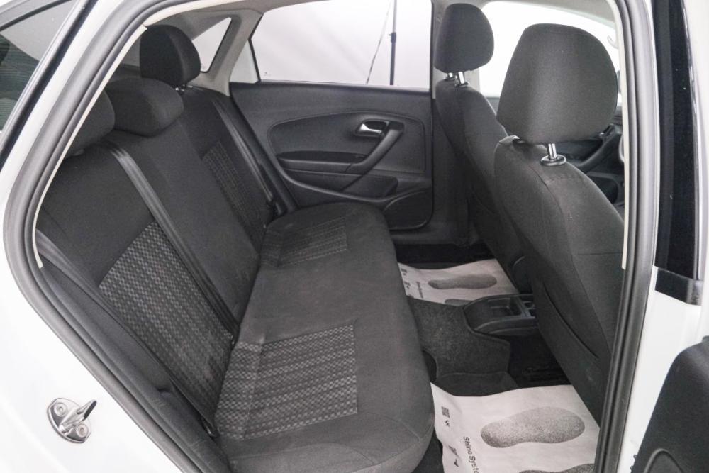 Volkswagen Polo V Рестайлинг Красноярск  - изображение 21
