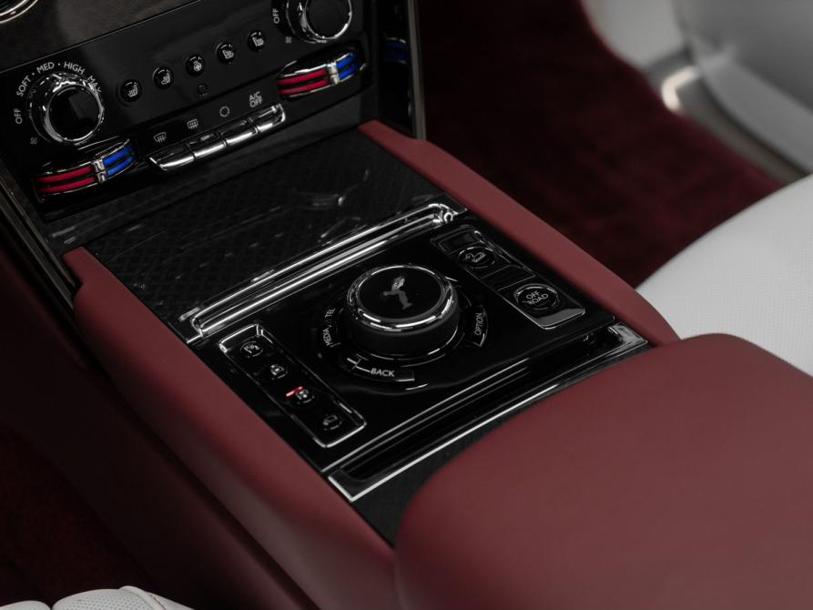 Rolls-Royce Cullinan I Рестайлинг (Series II) Москва  - изображение 23