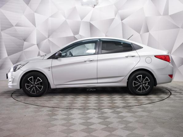 Hyundai Solaris I Рестайлинг с пробегом 2015 года, цена 1 017 000 рублей, 80200 км, седан, Автокод Объявления