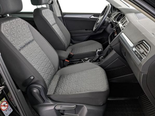 Volkswagen Tiguan II Рестайлинг с пробегом 2021 года, цена 3 780 000 рублей, 17314 км, внедорожник, Автокод Объявления