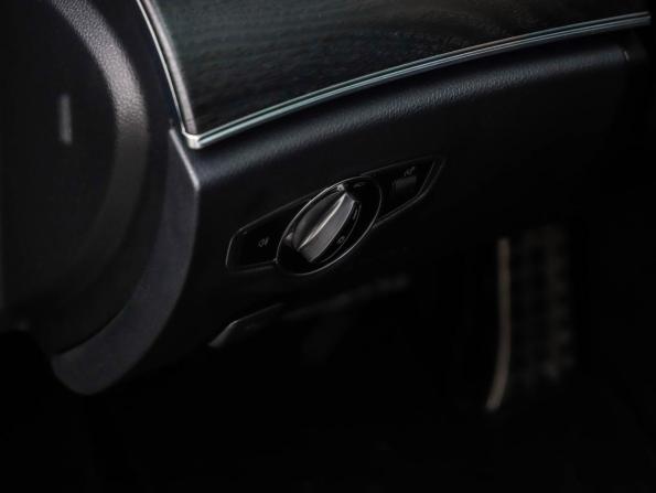 Mercedes-Benz E-Класс V (W213 S213 C238) с пробегом 2019 года, цена 3 249 000 рублей, 116900 км, седан, Автокод Объявления