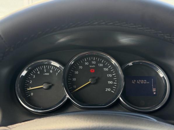 Renault Logan II с пробегом 2014 года, цена 760 000 рублей, 121280 км, седан, Автокод Объявления