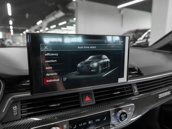 Audi A4 V (B9) Рестайлинг с пробегом 2025 года, цена 5 750 000 рублей, 30 км, седан, Автокод Объявления