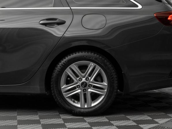 Kia Ceed III с пробегом 2020 года, цена 1 800 000 рублей, 231740 км, универсал, Автокод Объявления