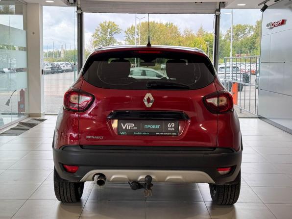 Renault Kaptur I с пробегом 2018 года, цена 1 157 000 рублей, 155816 км, внедорожник, Автокод Объявления