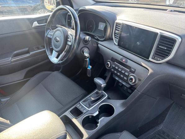 Kia Sportage IV Рестайлинг с пробегом 2018 года, цена 2 175 000 рублей, 68650 км, внедорожник, Автокод Объявления
